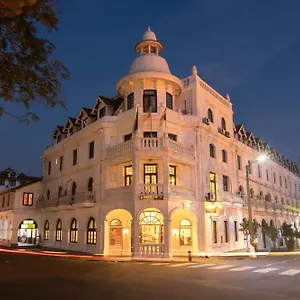 Queen's Sri Lanka